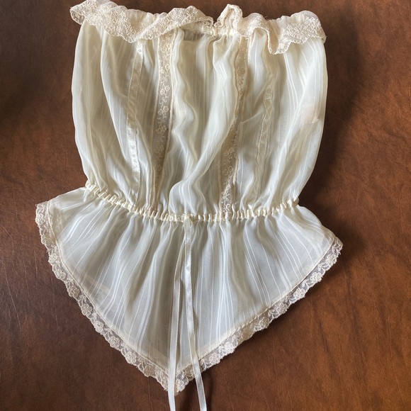 Lace peplum tube top